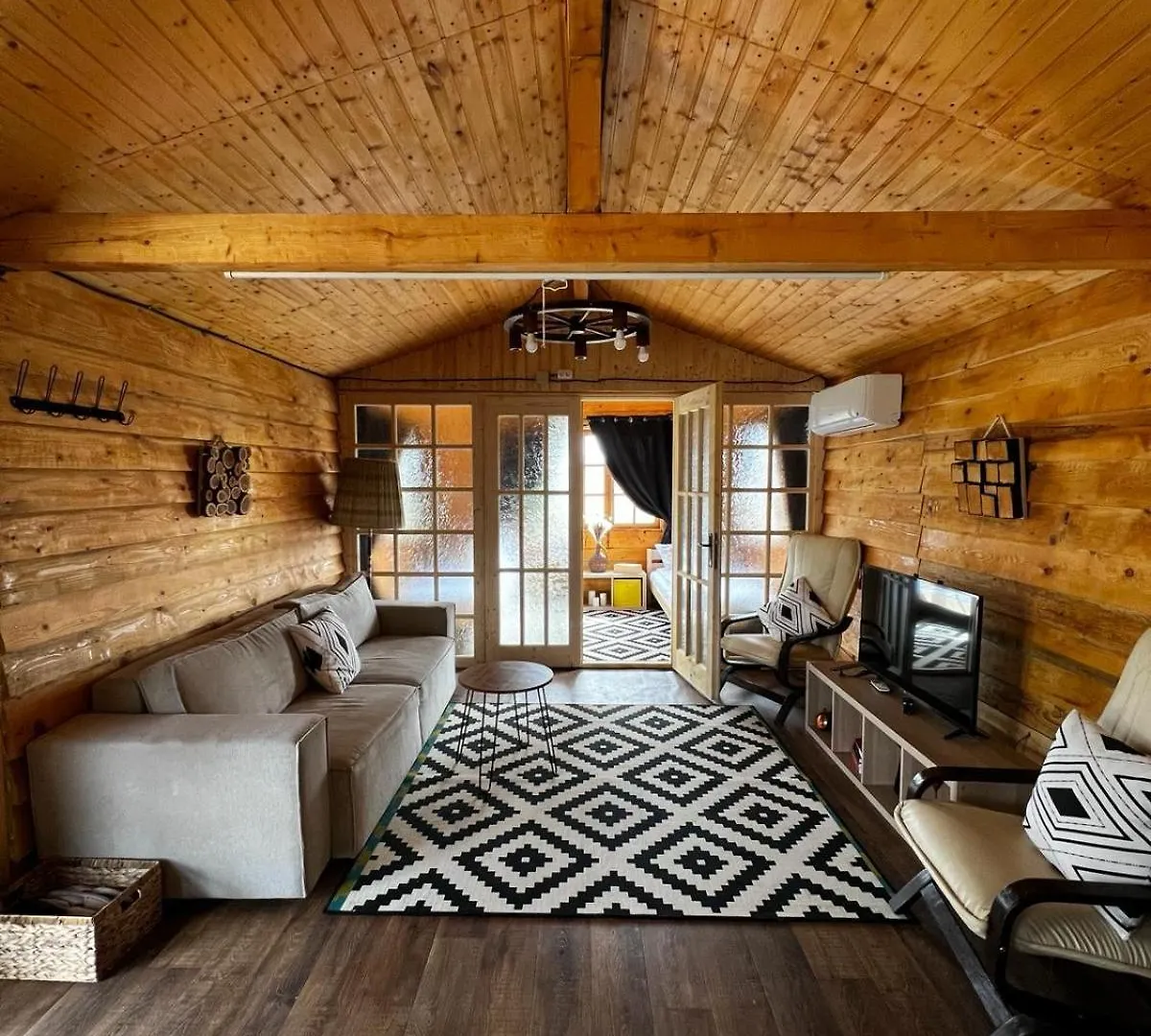 Serenity Retreats Maciuca location